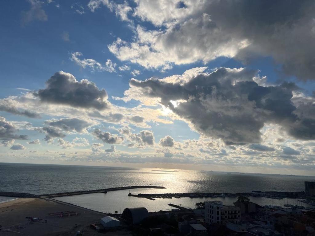 Seaview Residence كونستانتا المظهر الخارجي الصورة